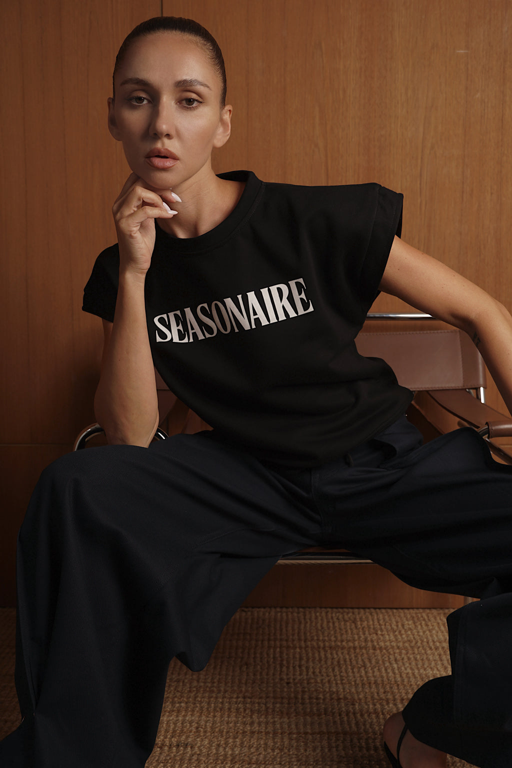 The Season Top - Black