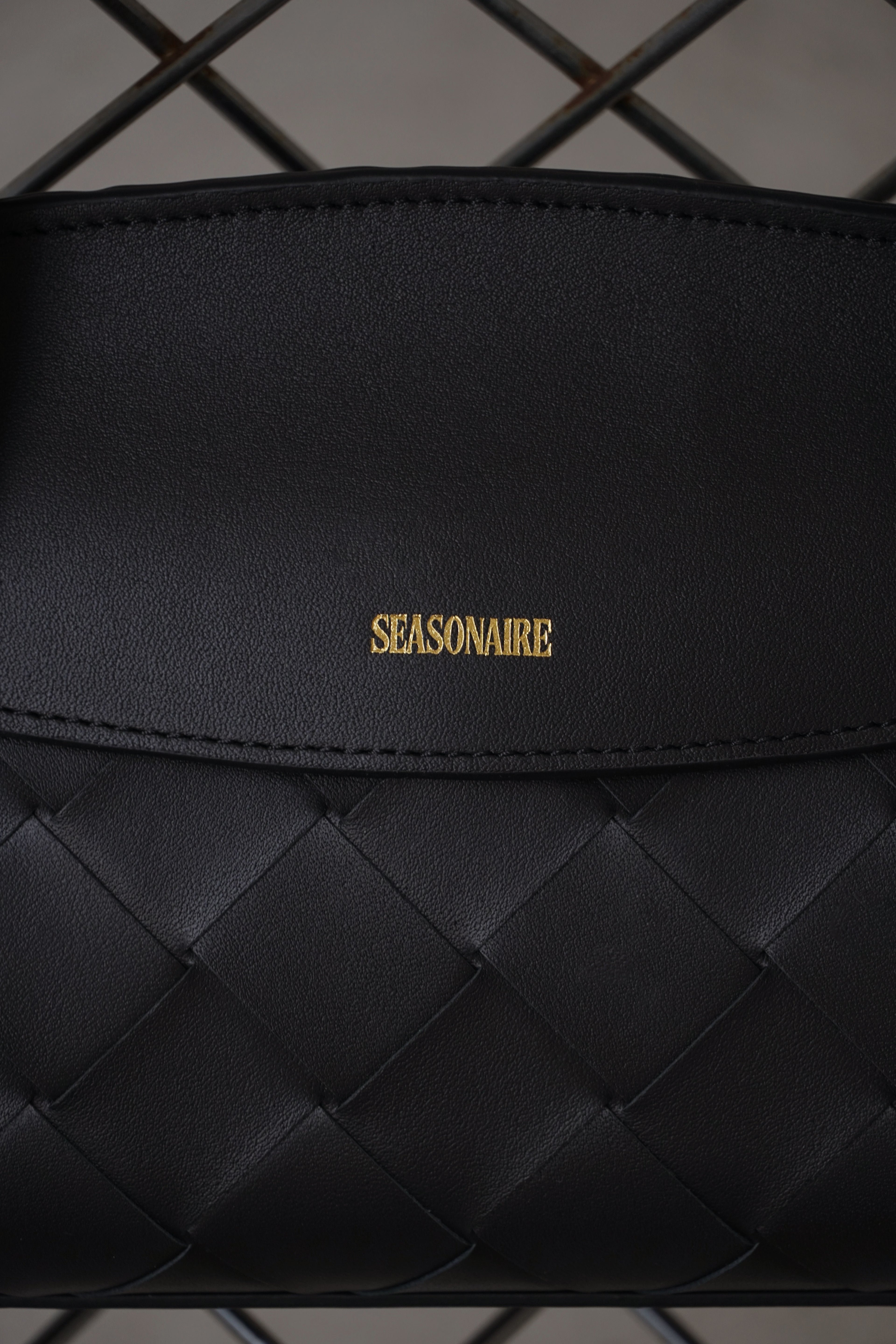 The Moment Bag - Midnight Black