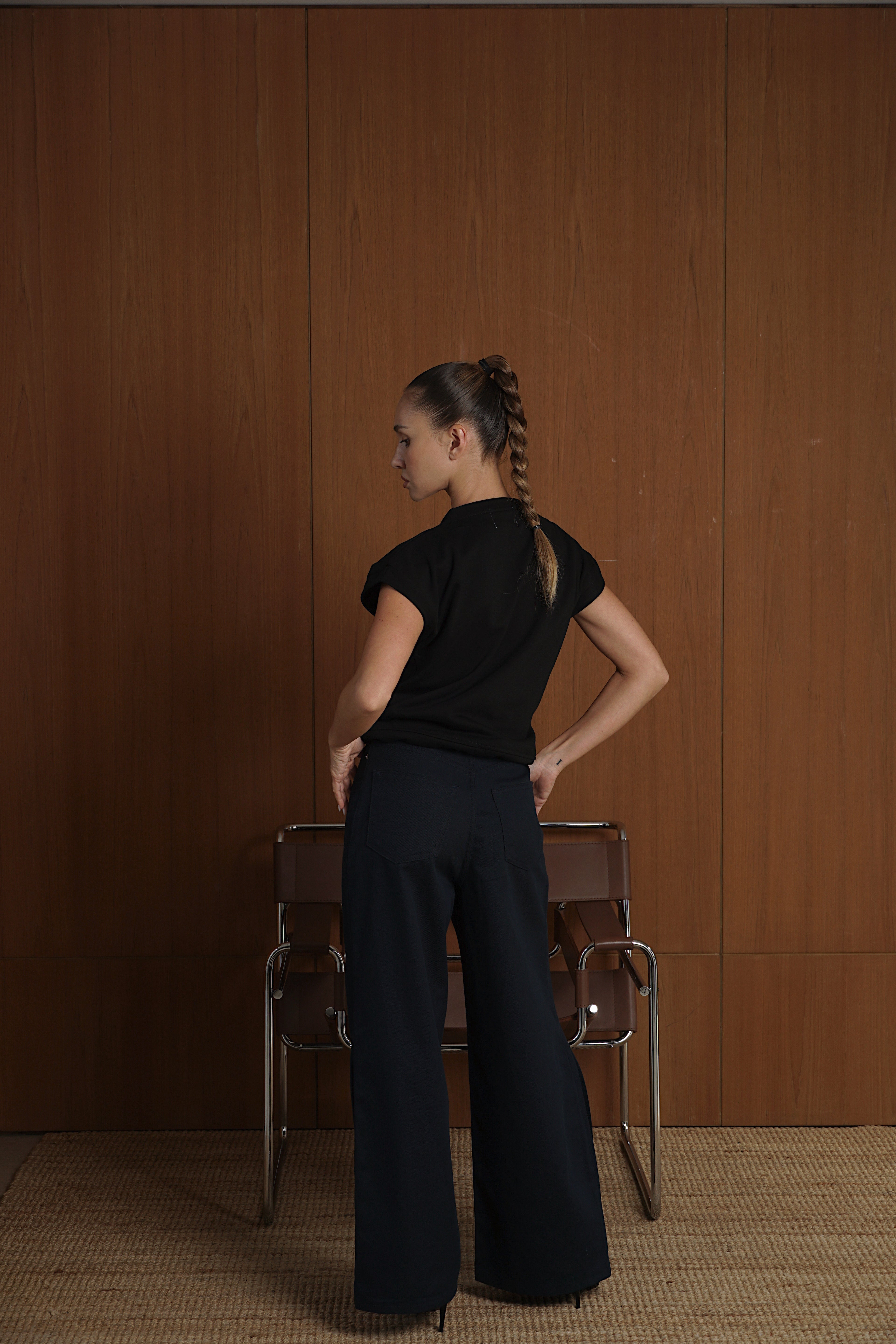 The Season Top - Black