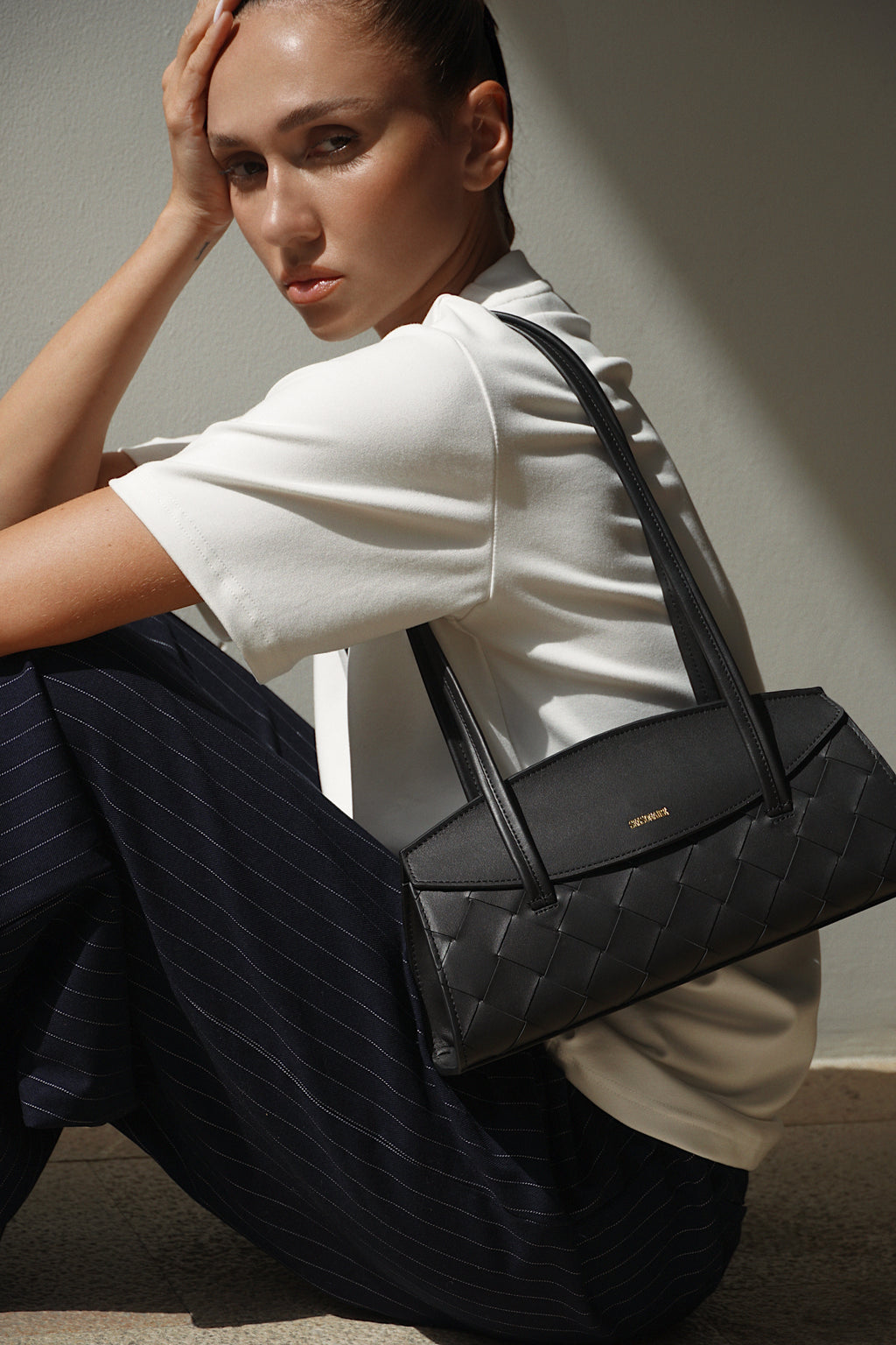 The Moment Bag - Midnight Black