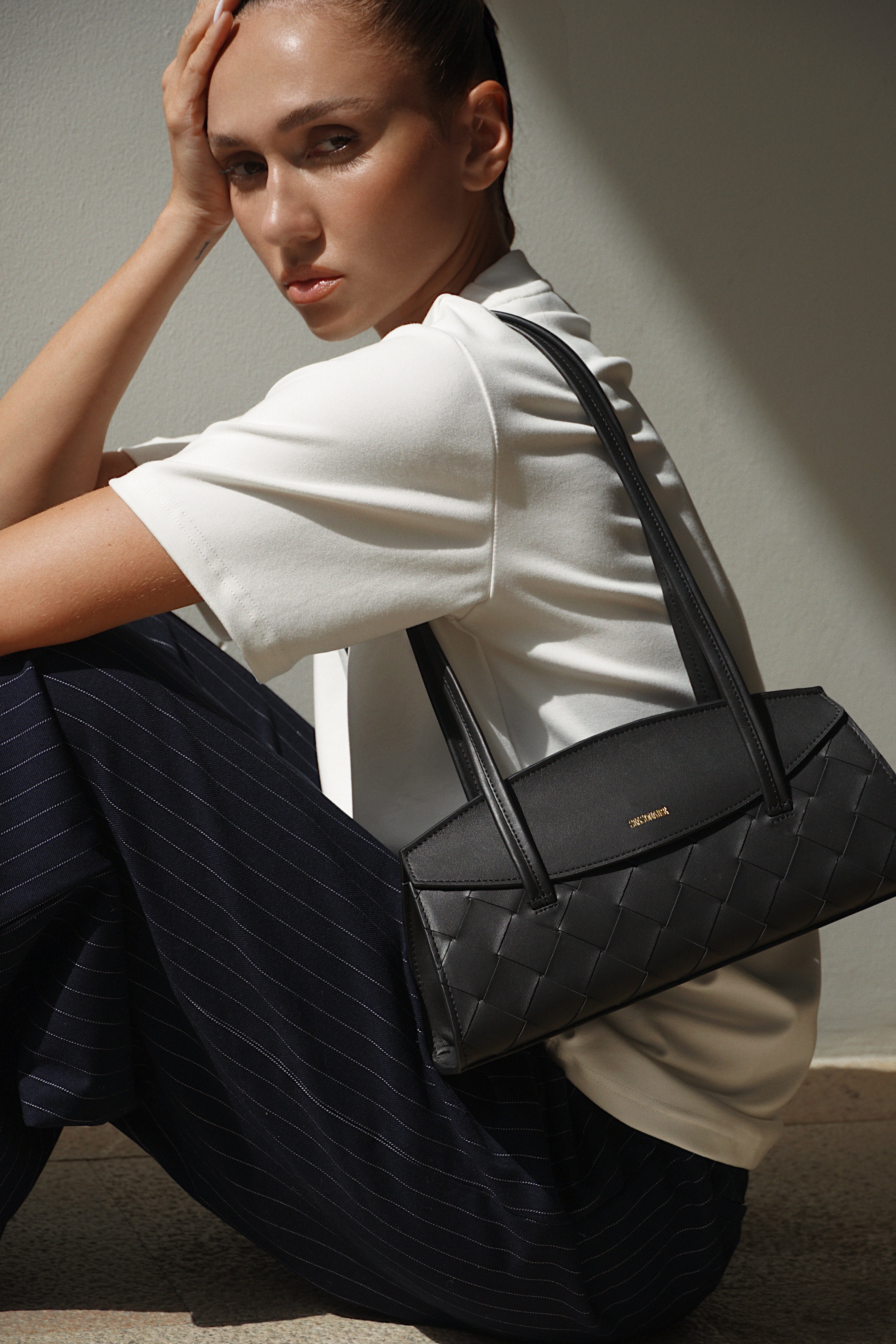 The Moment Bag - Midnight Black